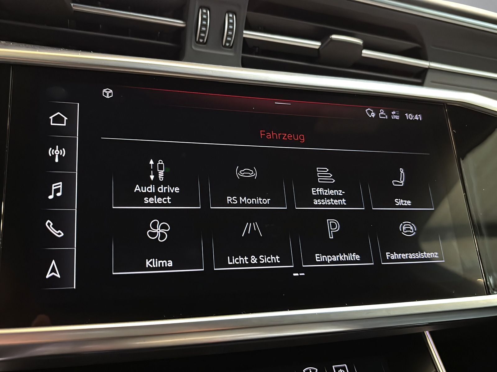 Audi RS 6 Avant +KERAMIK+SPORTABGAS+LASER+AHK+KAMERAS