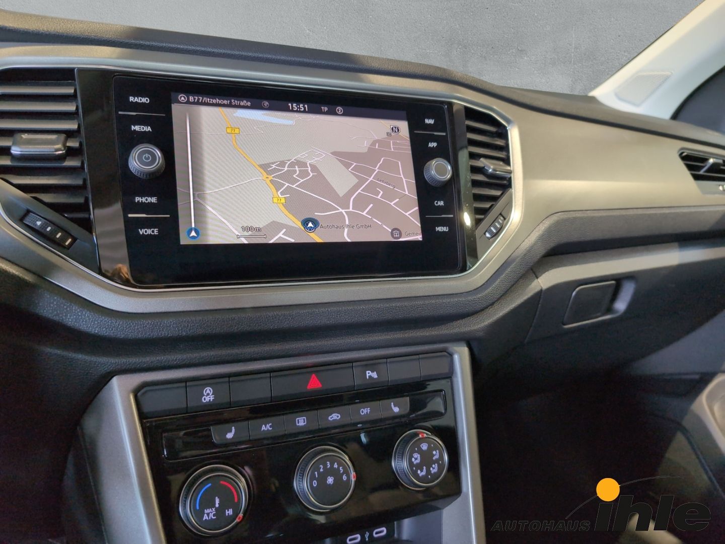 Volkswagen T-Roc Style 1.0 TSI - Samsaru's Car Outlet
