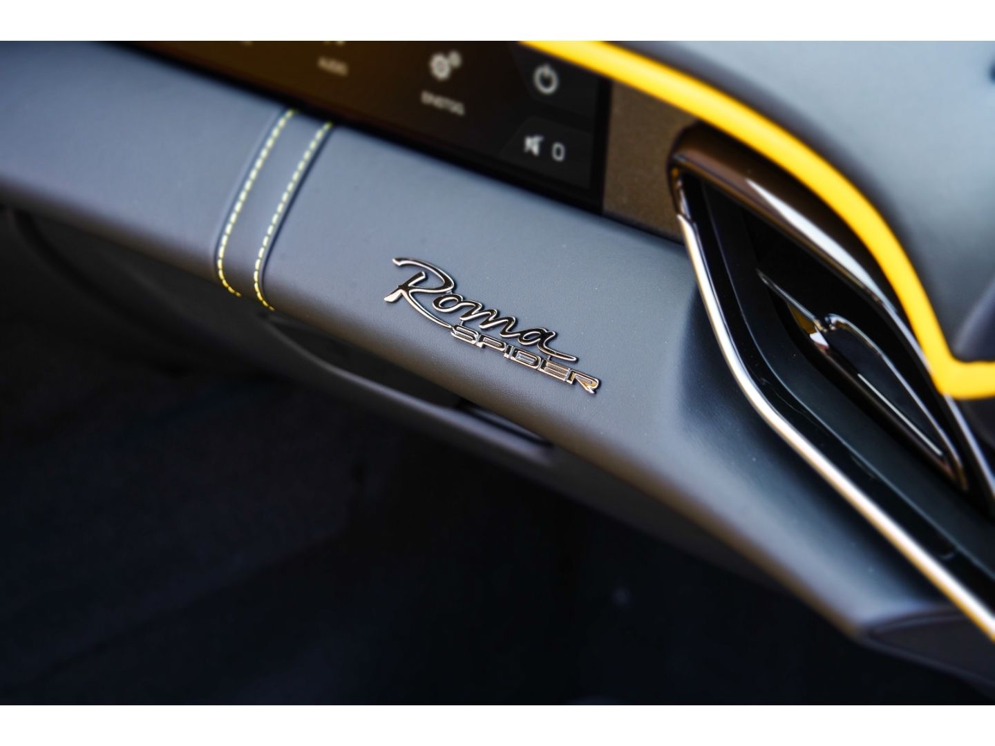 Ferrari Roma Spider - Samsaru's Car Outlet