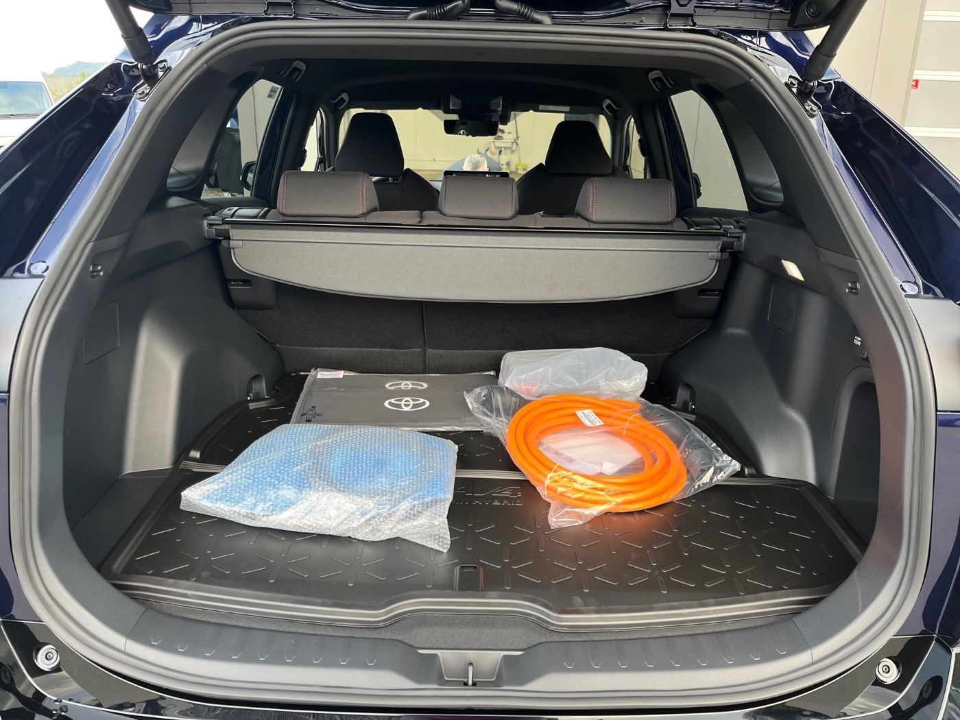 Toyota RAV4 4x4 PlugIn CVT Teamplayer ACC+LED+Navi+SHZ