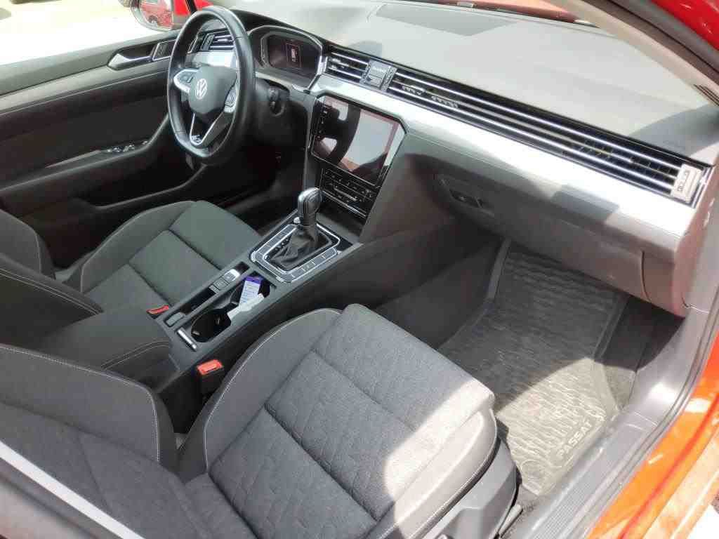 Volkswagen Passat Var. 2.0 TDI Business DSG - Samsaru's Car Outlet