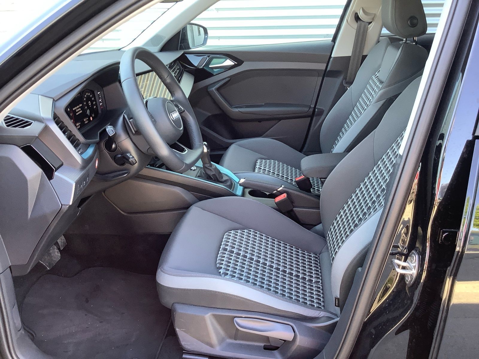 Audi A1 allstreet 30 TFSI S-Tronic - Samsaru's Car Outlet
