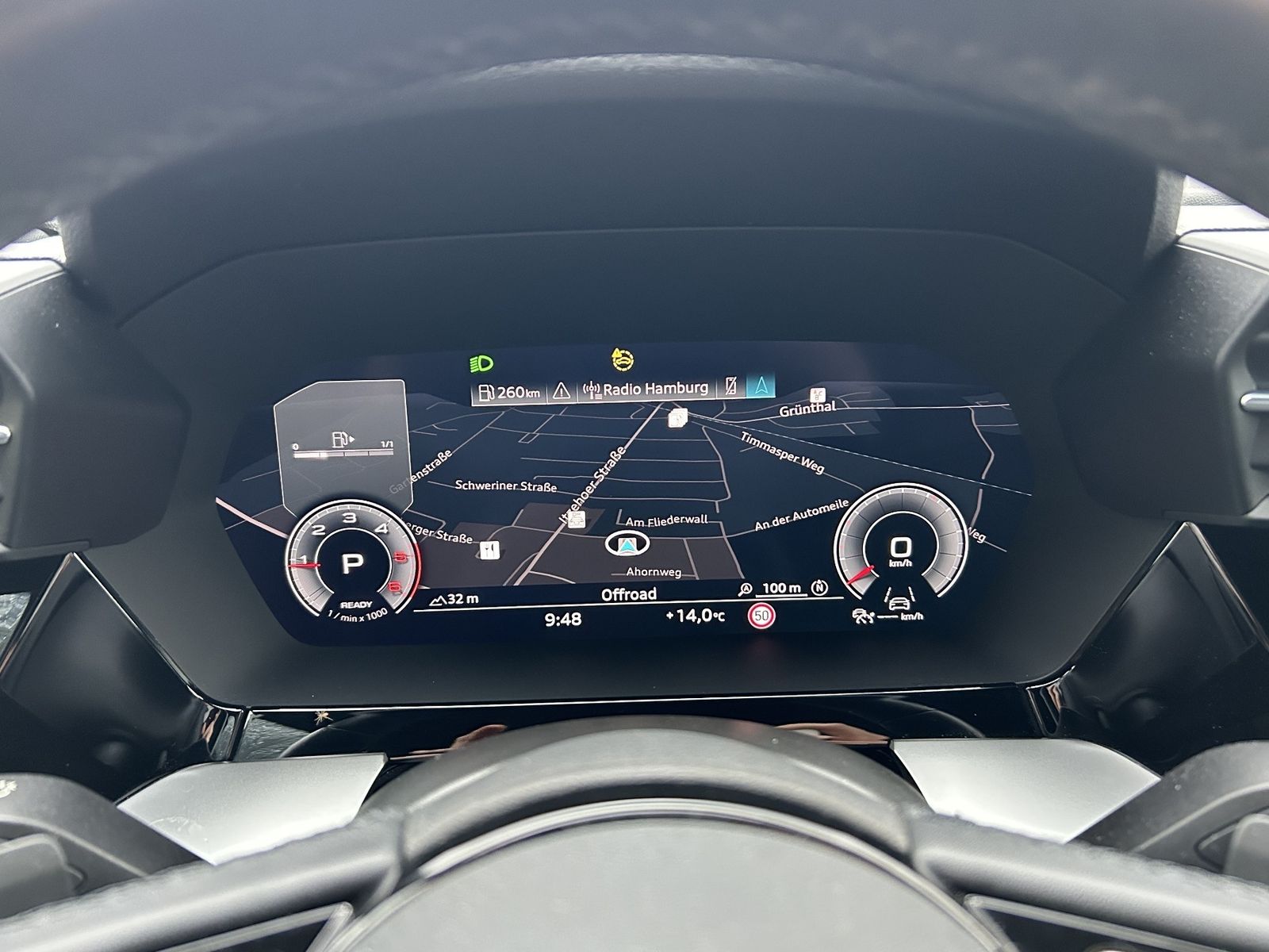 Audi A3 Limousine 2.0 TDI / AHK / Virt. Cock