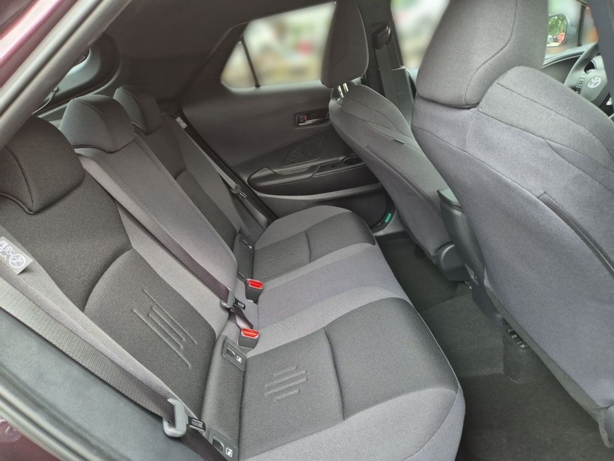 Toyota C-HR 1.8 FWD Team Deutschland ACC+AUT+LED+Navi