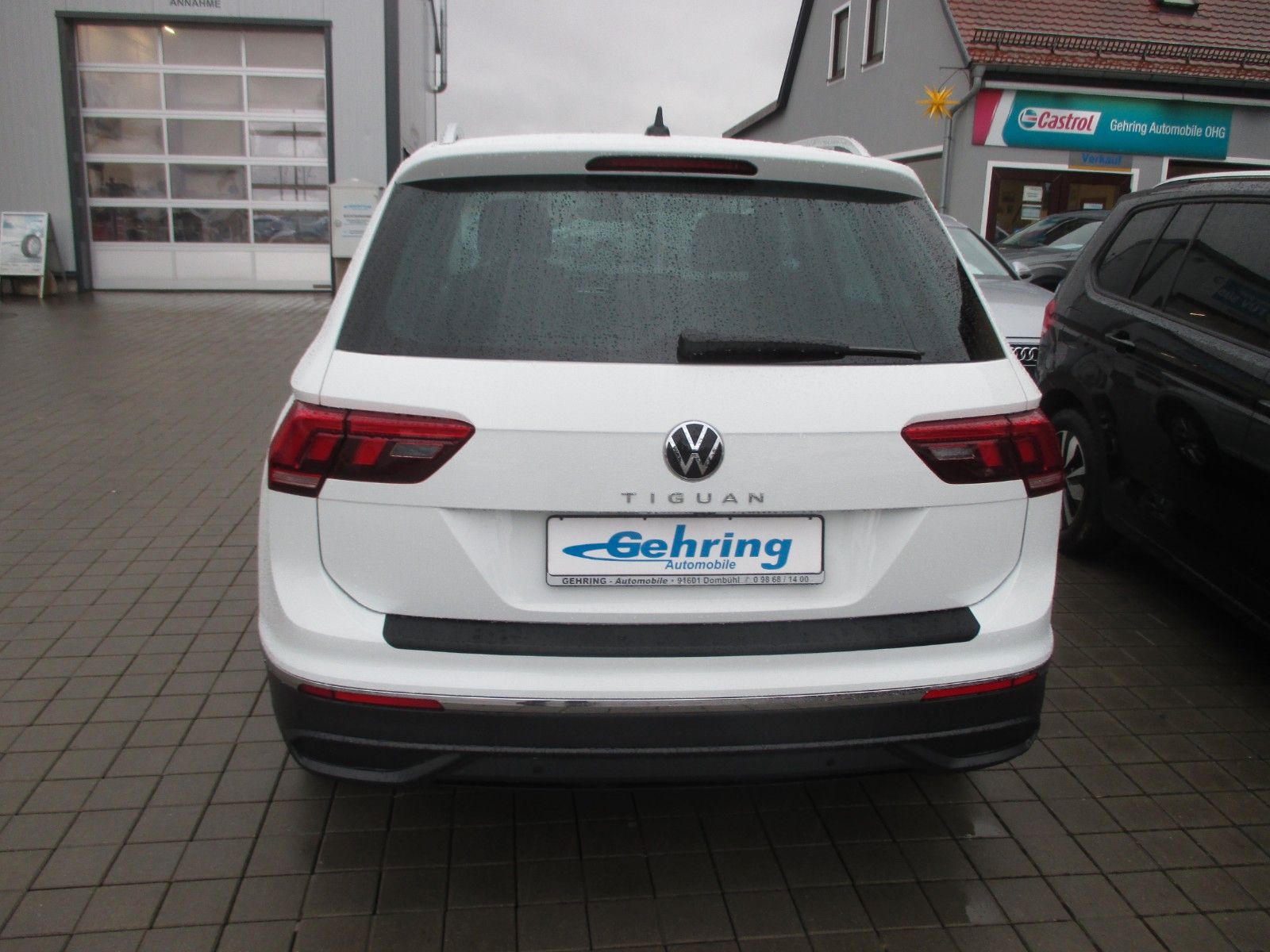 Volkswagen Tiguan 2.0 TDI DSG Active - Samsaru's Car Outlet
