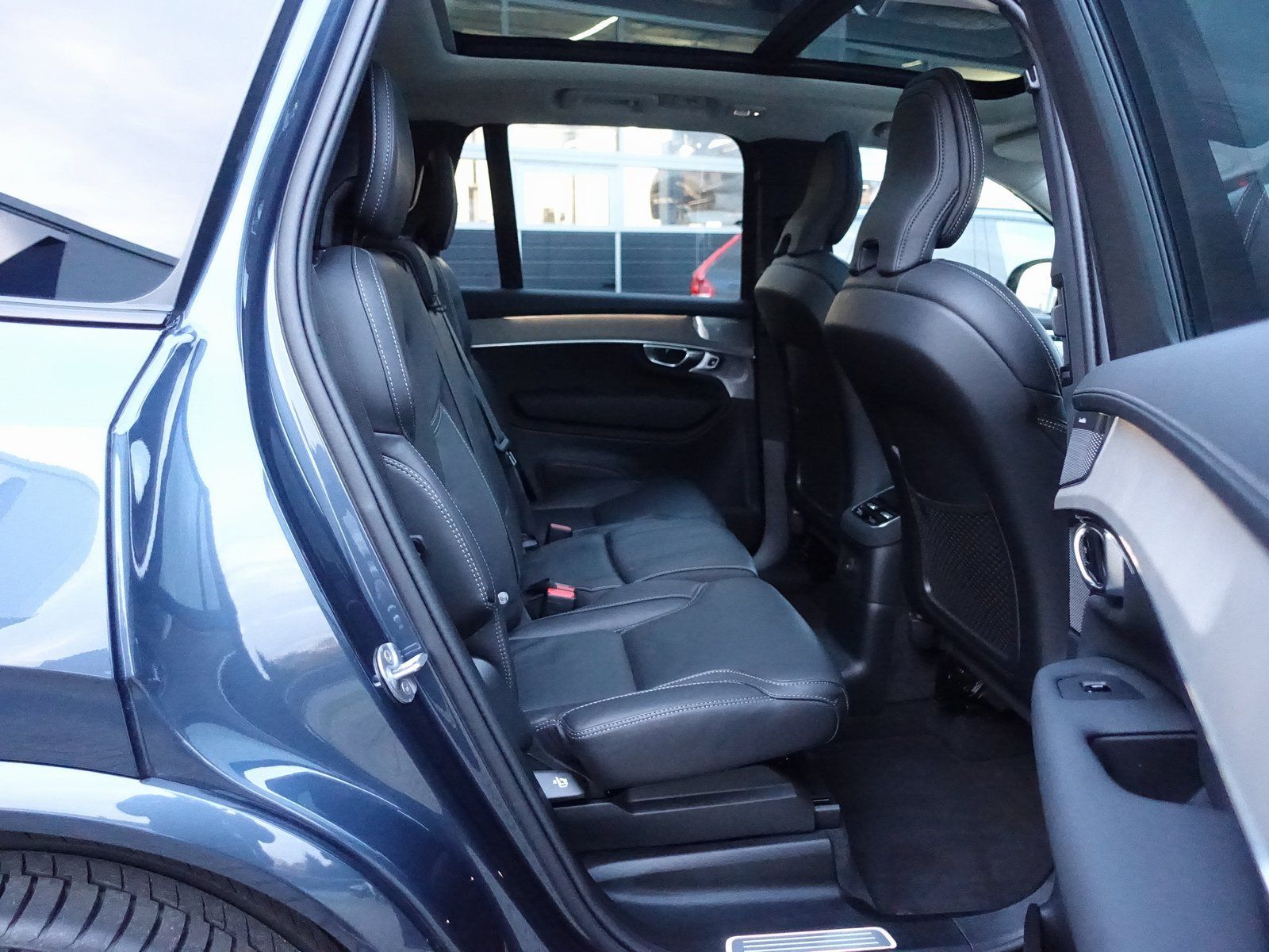 Volvo XC90 Plus, T8 AWD Plug-in Hybrid/AHK/FourC/Pano