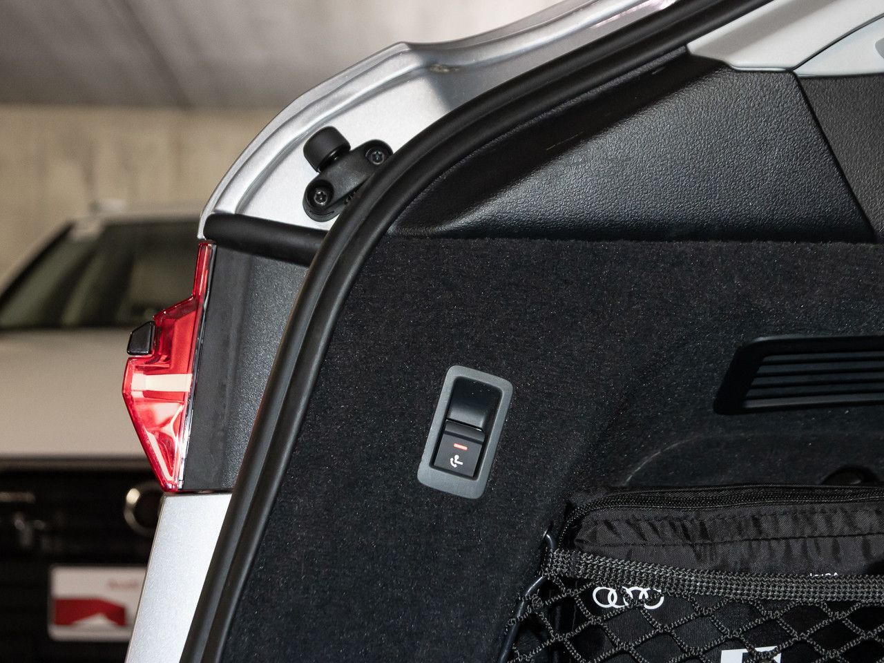 Audi A6 Avant 55 TFSI e quattro S line AHK HeadUp