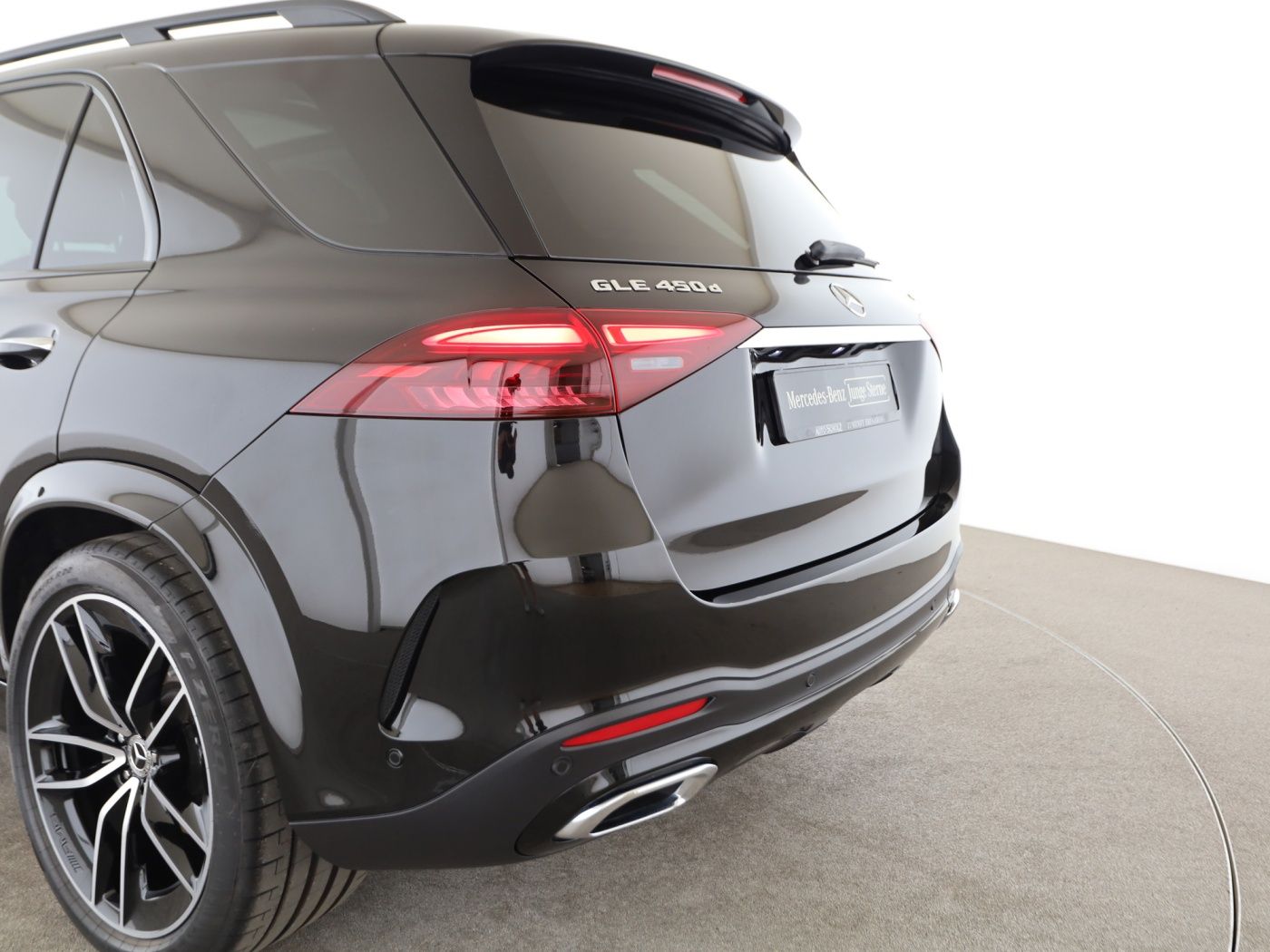 Mercedes-Benz GLE 450 d 4M AMG PREMIUM+NIGHT+AIRMATIC+AHK+PANO