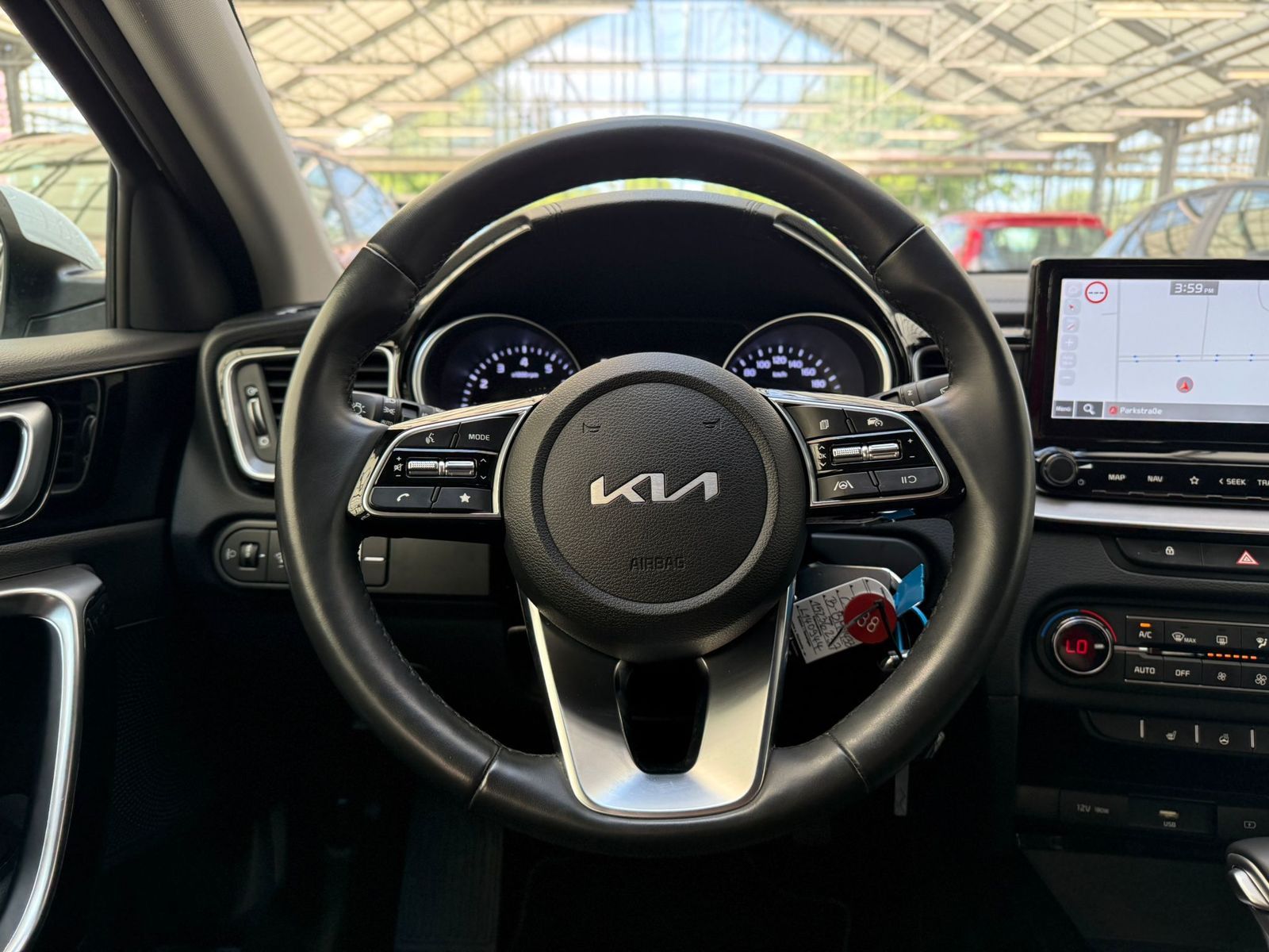 Kia Ceed 1.5 T-GDI Vision - Samsaru's Car Outlet