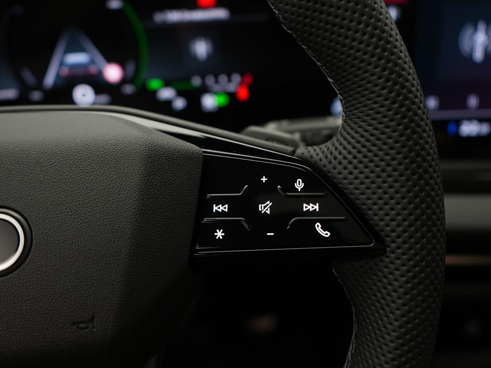 Audi A5 TFSI e-hybrid quattro,S-LiNE,AHK,MATRiX,360°