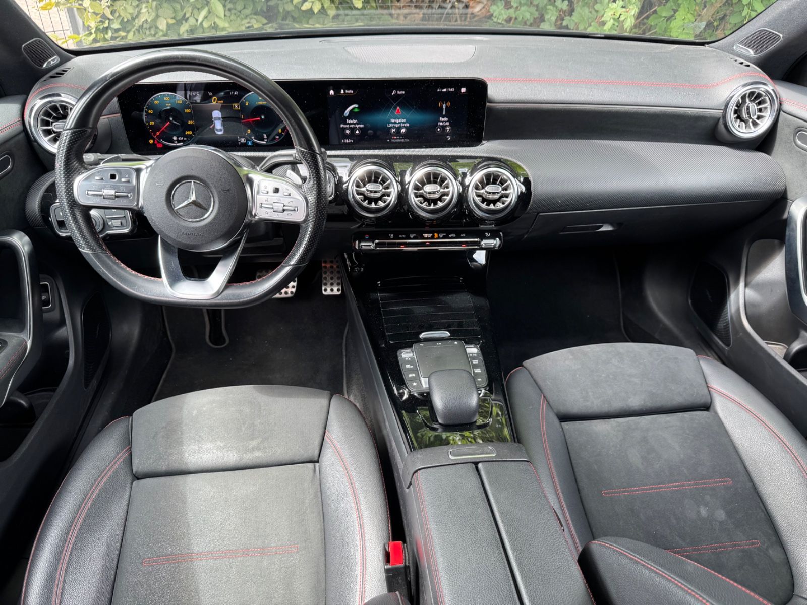 Mercedes-Benz CLA 220 d AMG Line - Samsaru's Car Outlet