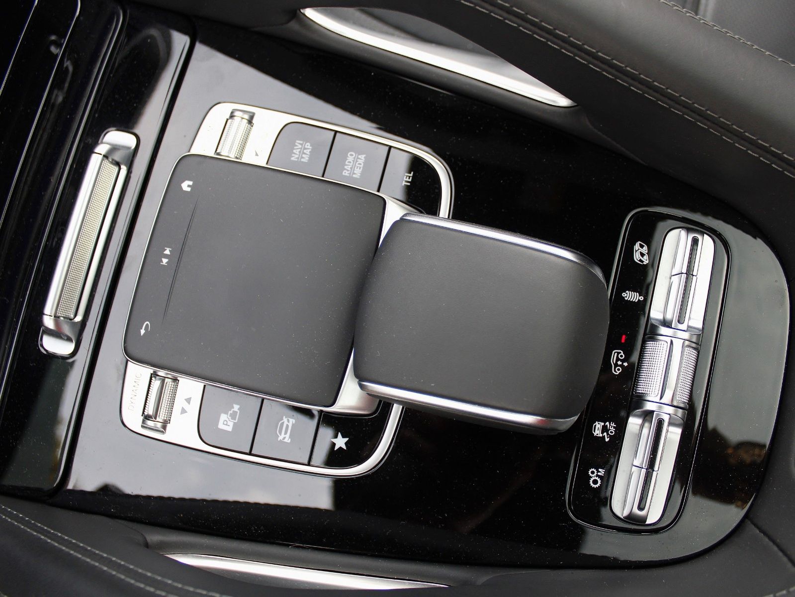 Mercedes-Benz GLE53 AMG 7.SiTZE *BURMESTER*PANORAMA*SPORTABGAS