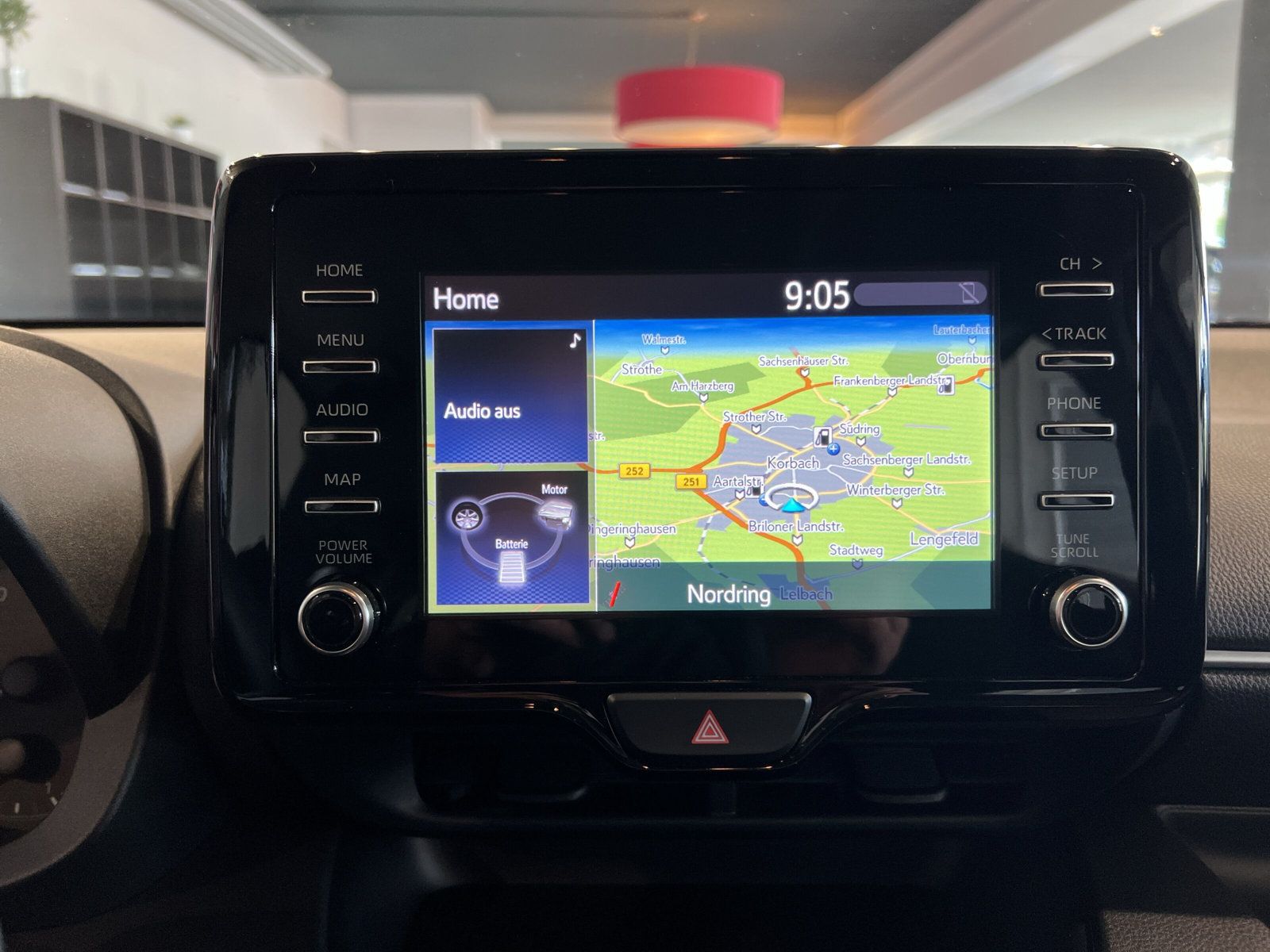 Toyota Yaris 1.5 Hybrid Business Edition - Samsaru's Car Outlet