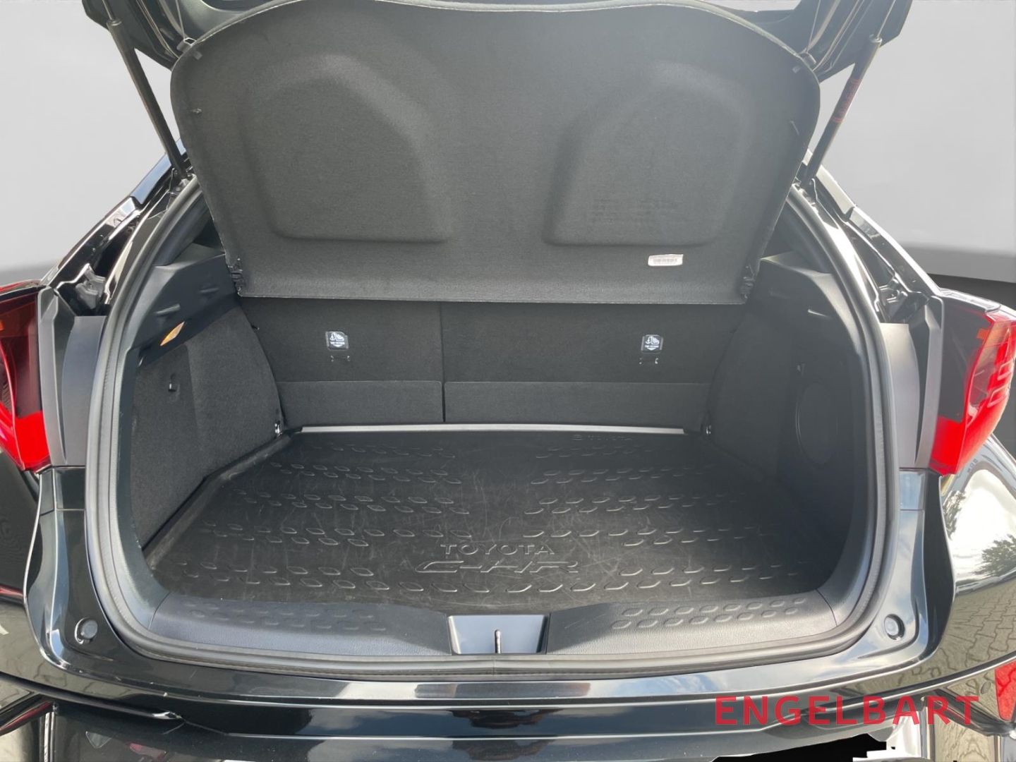 Toyota C-HR 2.0 Hybrid GR Sport Black Edition - Samsaru's Car Outlet