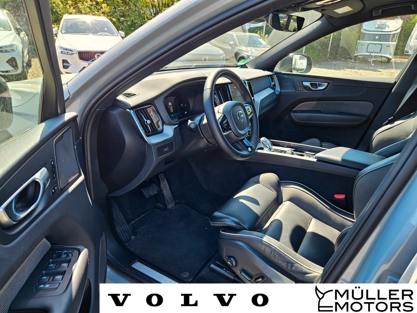 Volvo XC 60 Plus Dark AWD