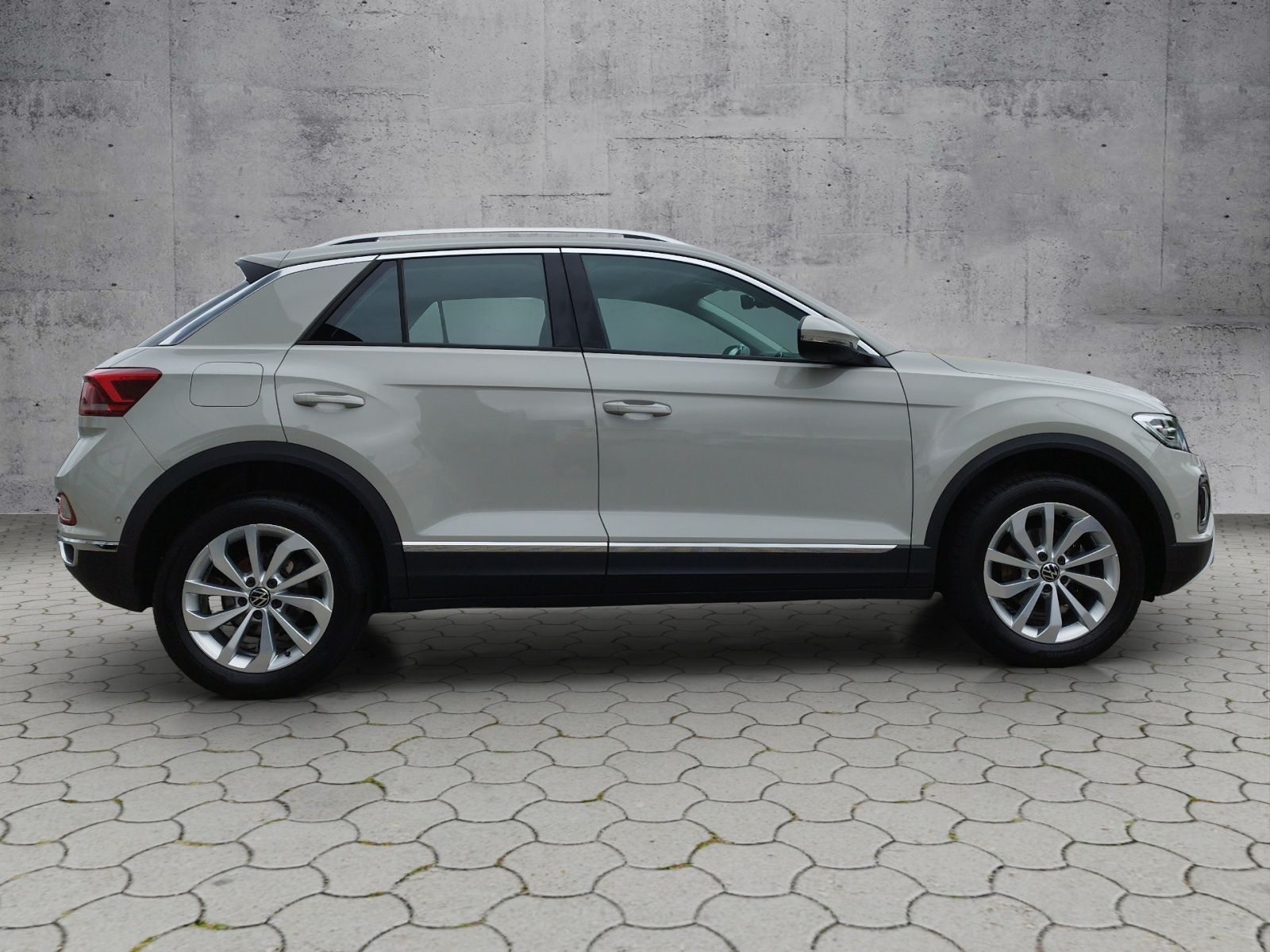 Volkswagen T-Roc Style 1.0TSI - Samsaru's Car Outlet