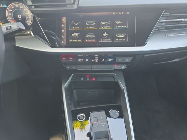 Audi A3 Sportback 35 TFSI Alu LEDScheinw. NaviPlus Si