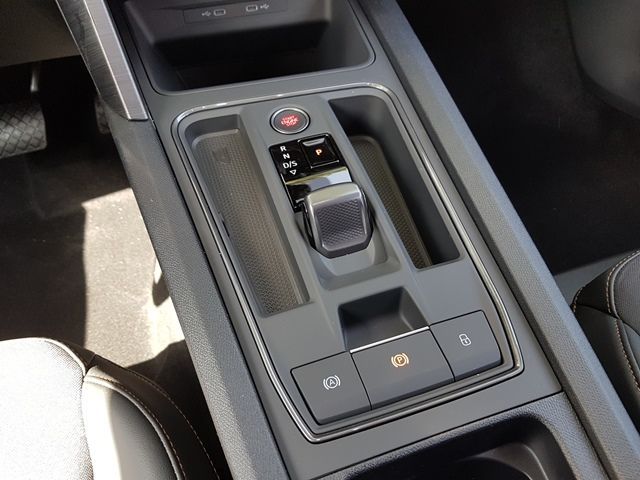 Cupra Leon Sportstourer 1.5 eTSI DSG - Samsaru's Car Outlet