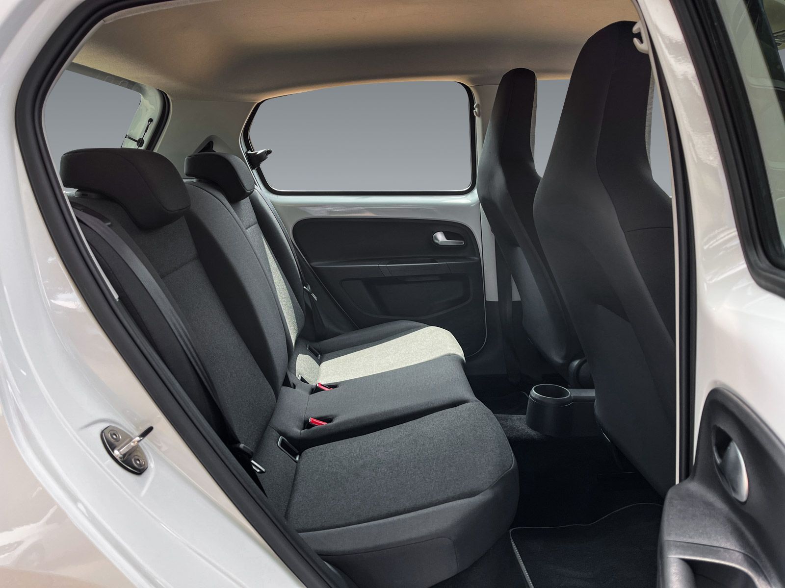 Volkswagen e-up! move up! - Samsaru's Car Outlet