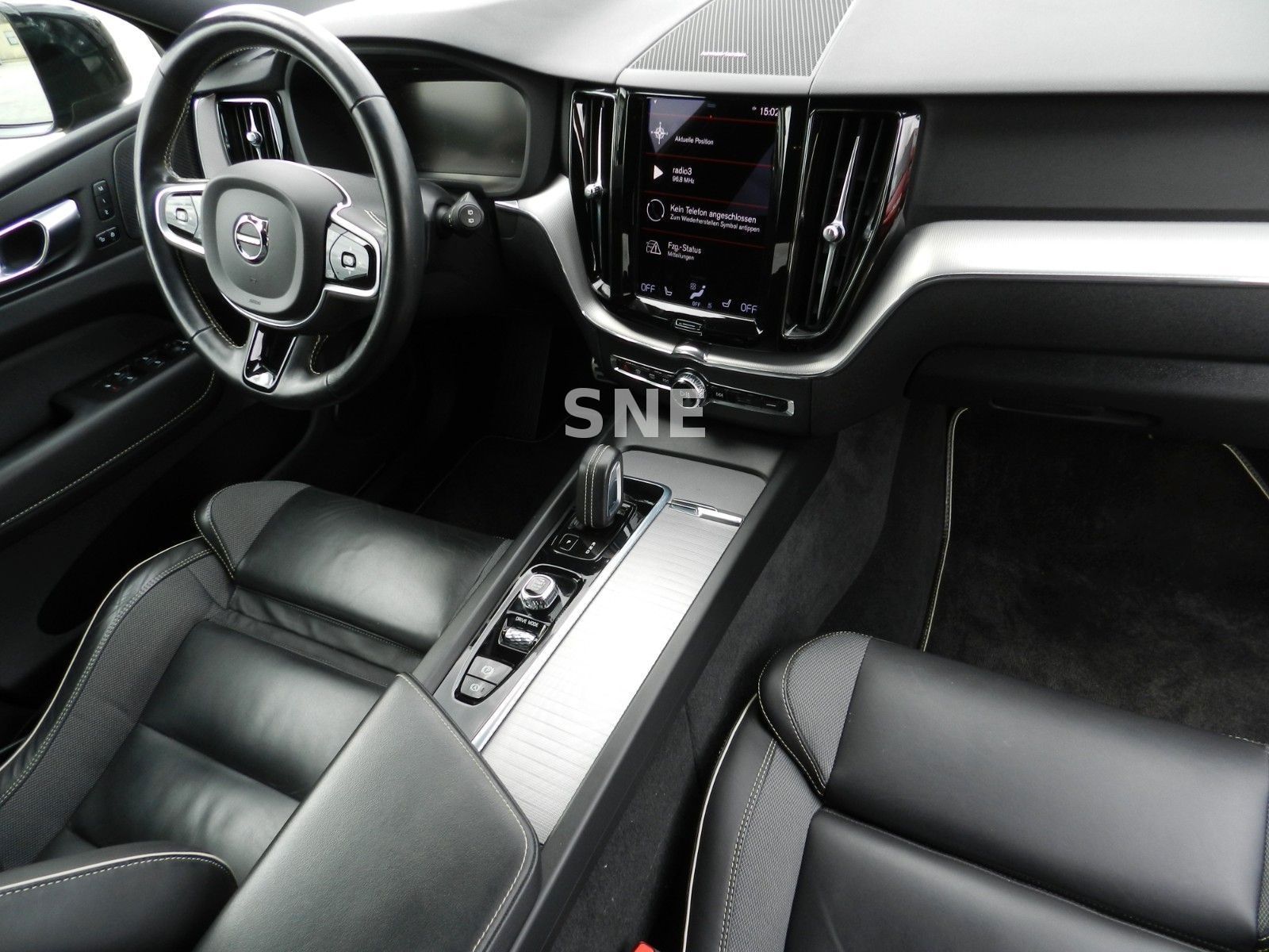 Volvo XC 60 XC60 R Design AWD, Unfallfrei
