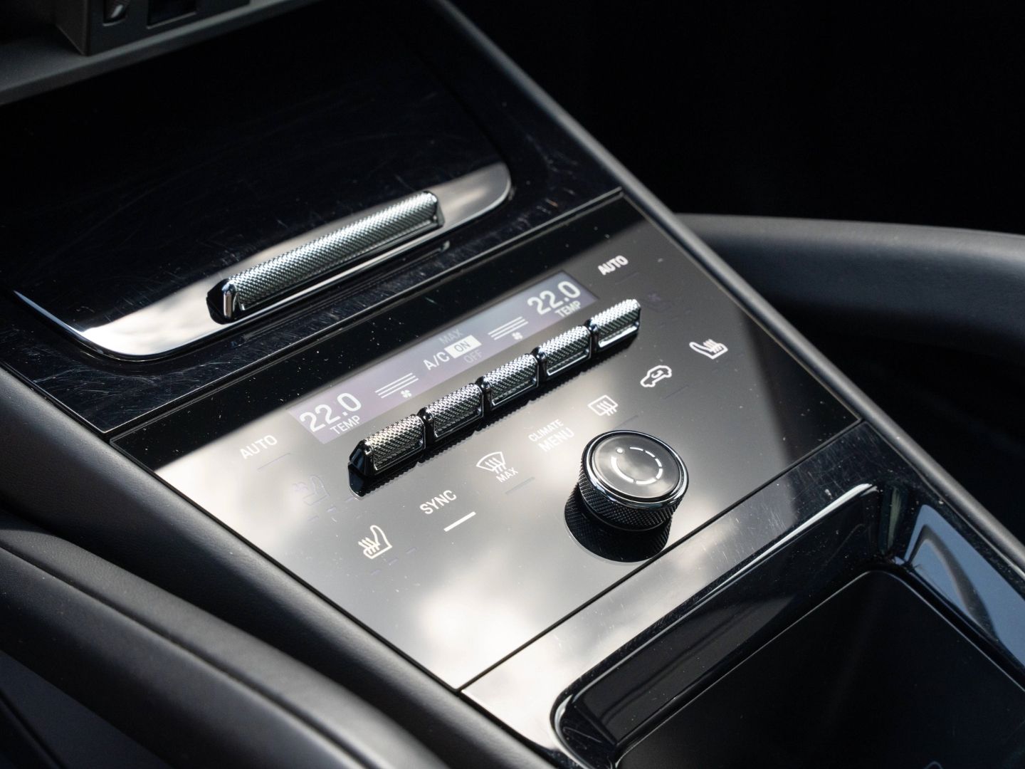 Porsche Cayenne E-Hybrid BOSE AHK 14 Wege Sitze 21 Zoll