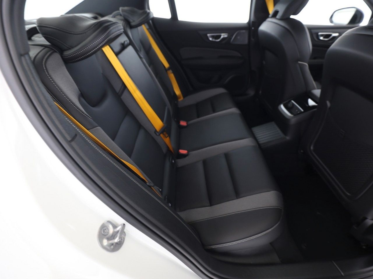 Volvo S60 T8 AWD Recharge Polestar Engineered