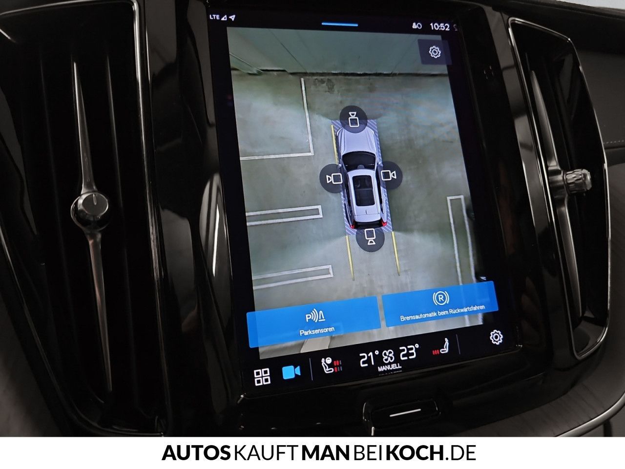 Volvo XC60 T6 AWD Inscription - Samsaru's Car Outlet