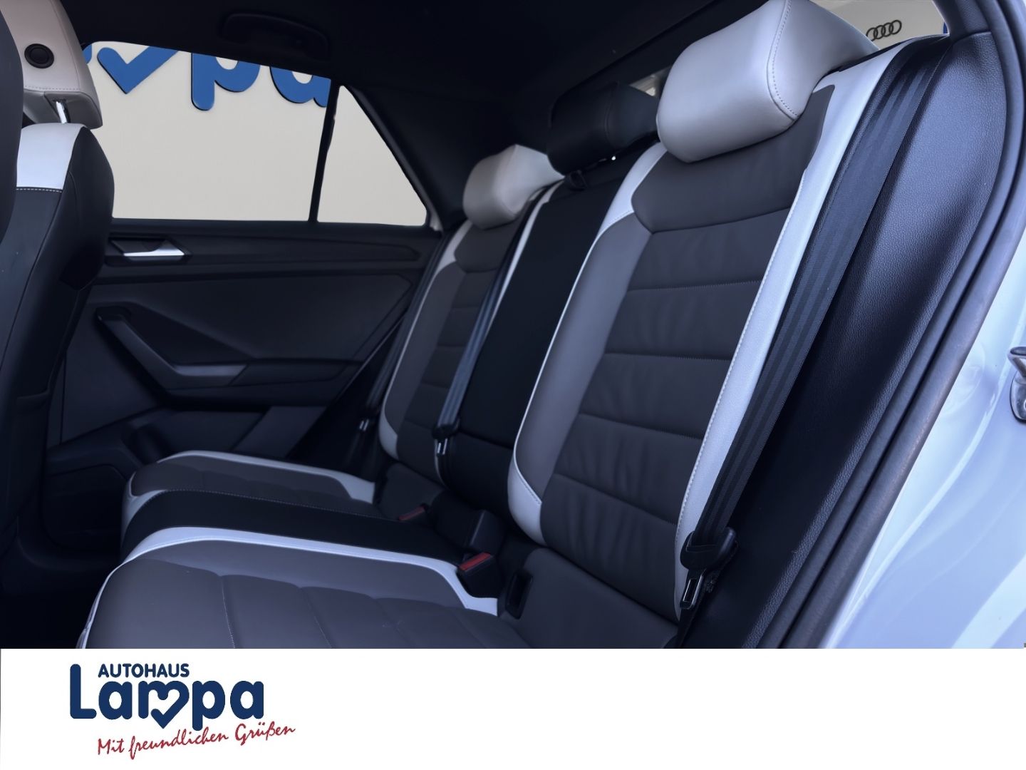 Volkswagen T-Roc Sport 2.0 TDI 4MOTION - Samsaru's Car Outlet