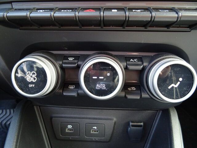 Dacia Duster II 1.3 TCe 150 Journey 2WD - Samsaru's Car Outlet