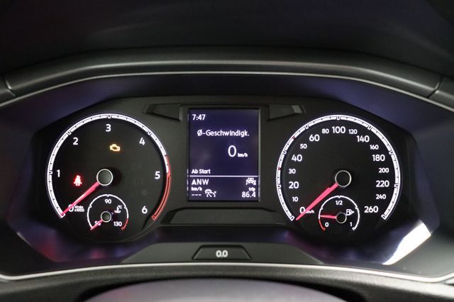 Volkswagen T-Roc 2.0 TDI ACTIVE - Samsaru's Car Outlet