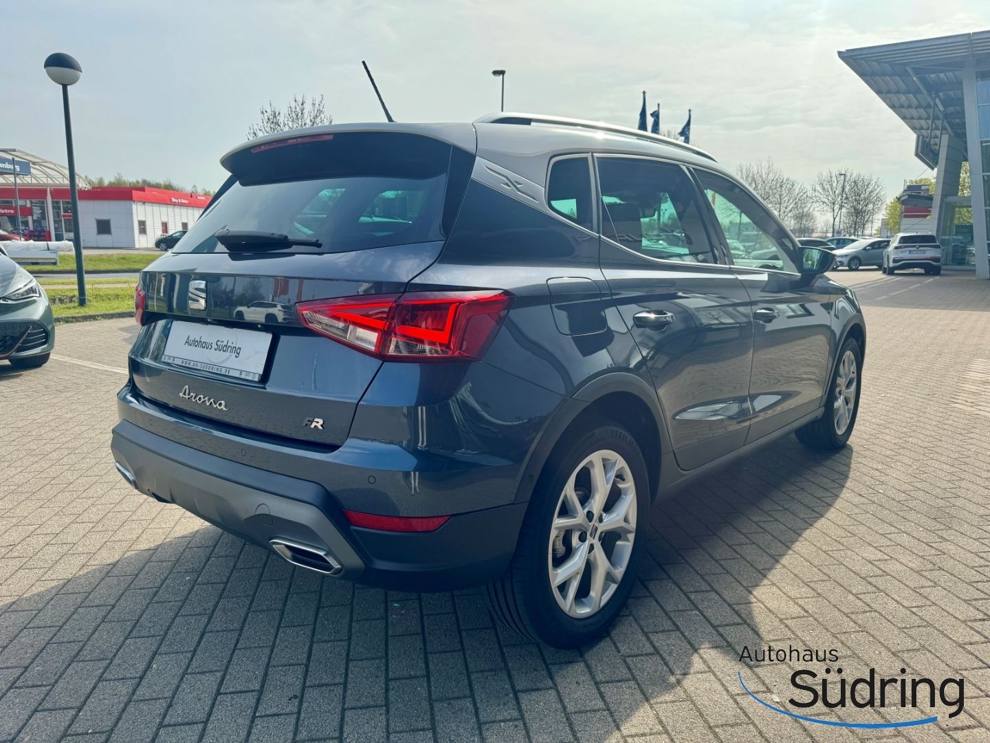 Seat Arona 1,0 TSI FR DSG AHK Navi Rückfk. ACC