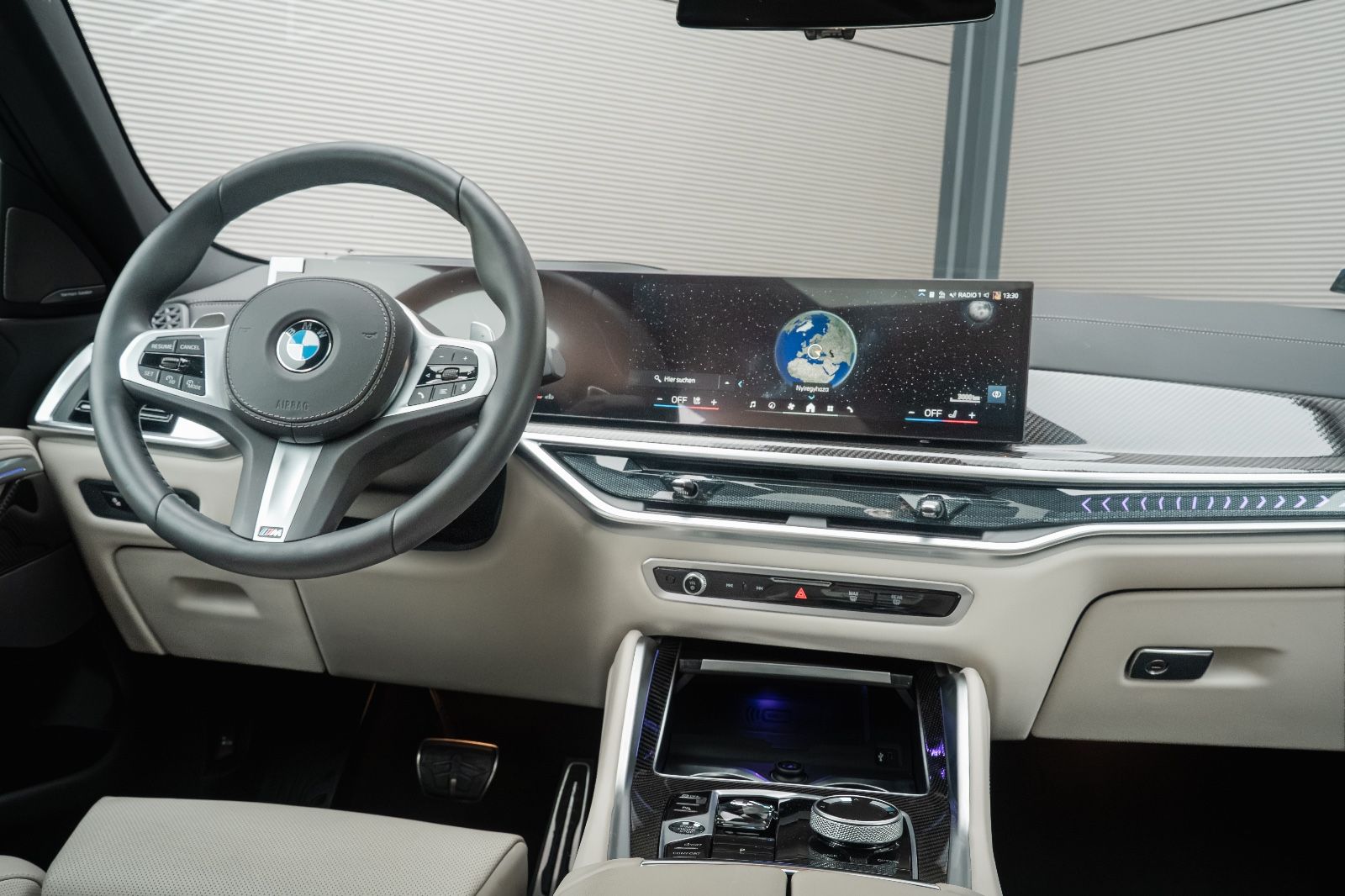 BMW X6 40d M SPORT PRO.LUFTFEDER.SOFTCL.PANO.AHK.22"