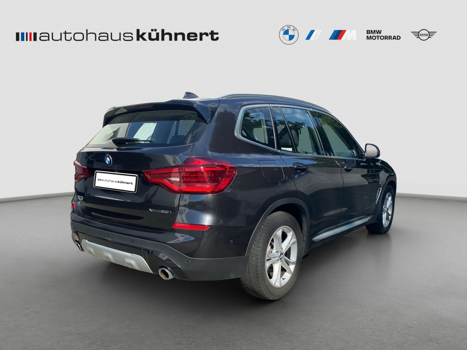 BMW X3 xDrive30i - Samsaru's Car Outlet