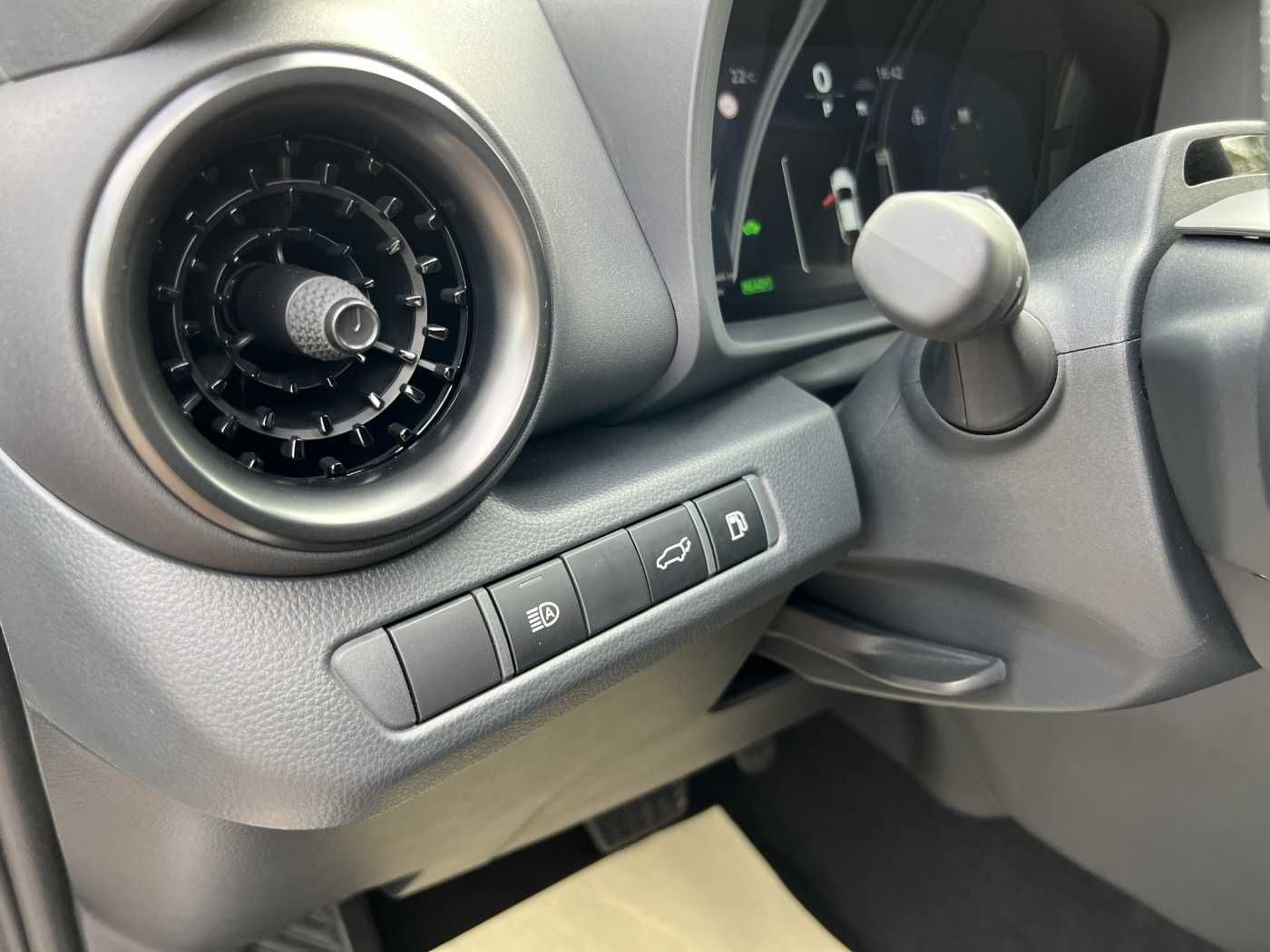 Toyota C-HR 2.0 GR 4X4 SPORT - Samsaru's Car Outlet