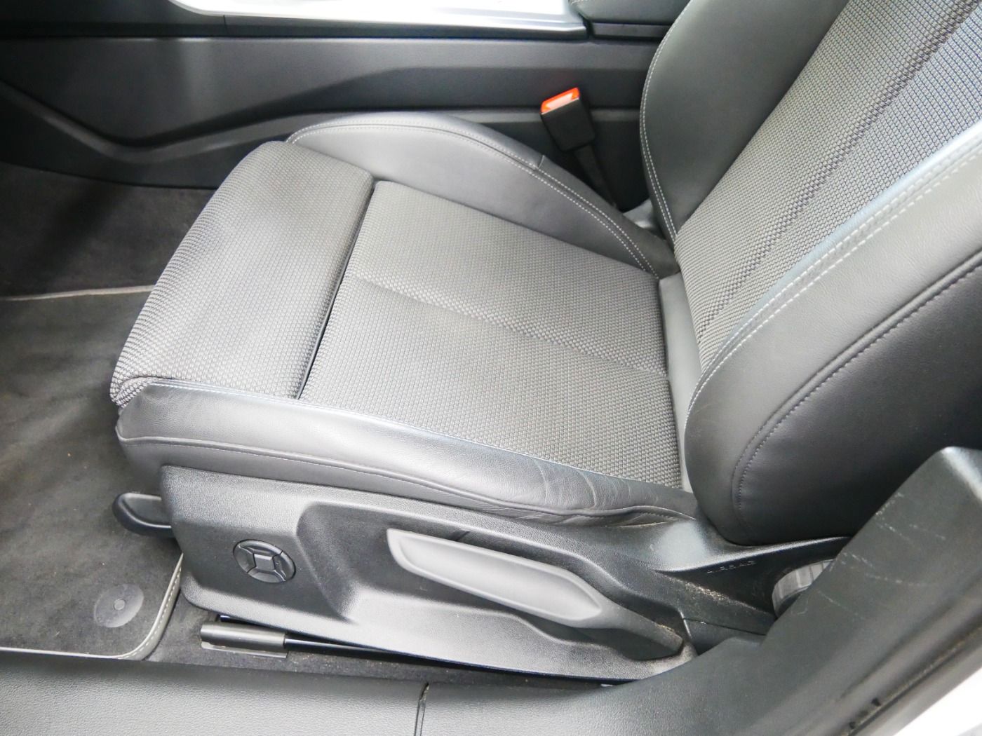 Audi A6 Avant 45 TFSI S line - Samsaru's Car Outlet
