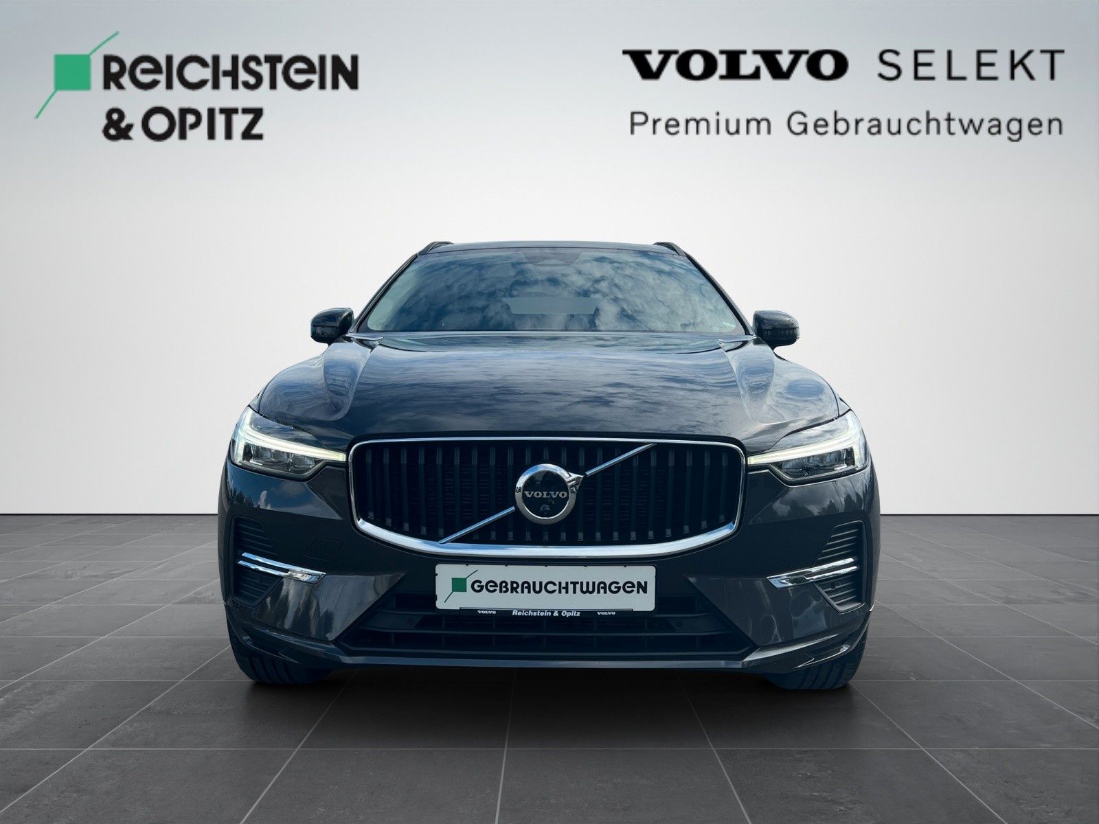 Volvo XC60 B4 Momentum Pro Geartronic AWD - Samsaru's Car Outlet