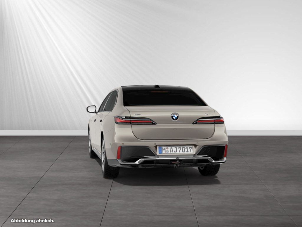 BMW 740d xDrive M Sport|SkyLounge|AHK|Autobahnass.