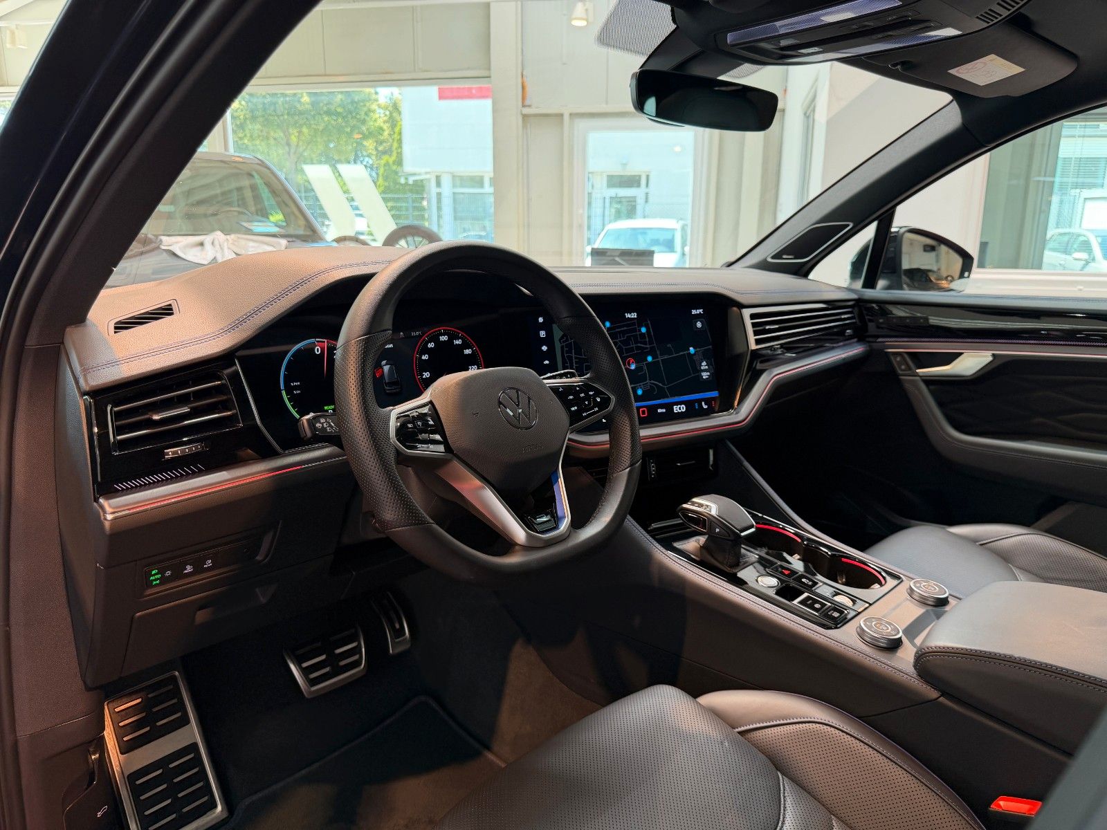 Volkswagen Touareg 3.0 V6 e-Hybrid 4Motion R *LED*Virtual*