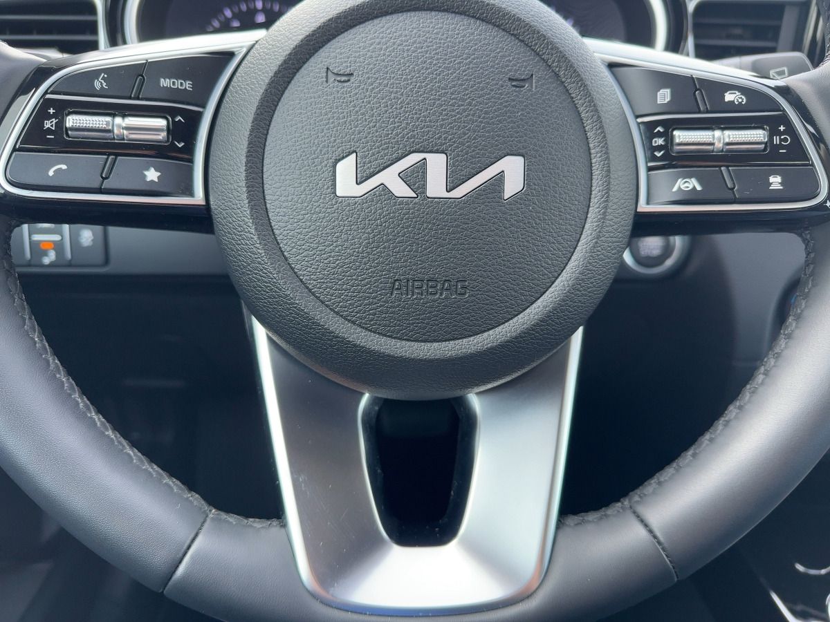 Kia cee'd Spirit - Samsaru's Car Outlet