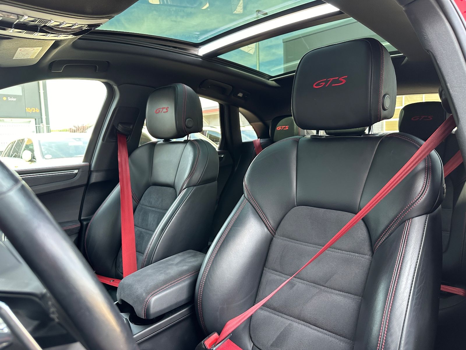 Porsche Macan GTS - Samsaru's Car Outlet