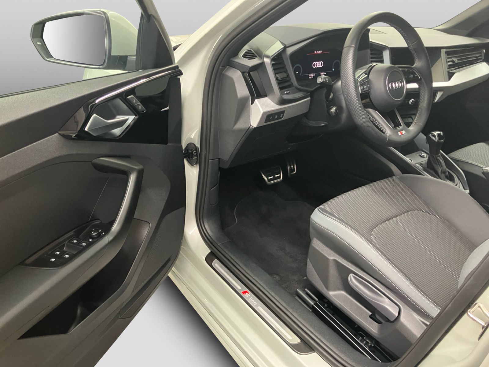 Audi A1 Sportback 25 TFSI S line Virtual Carplay LED