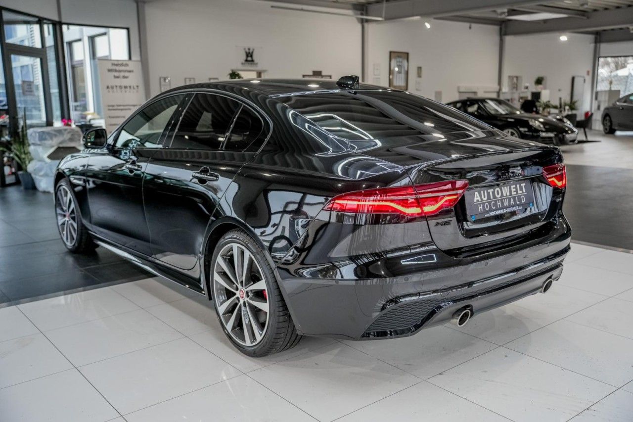 Jaguar XE 2.0 R-Dynamic Black AWD NAVI Matrix LED RFK