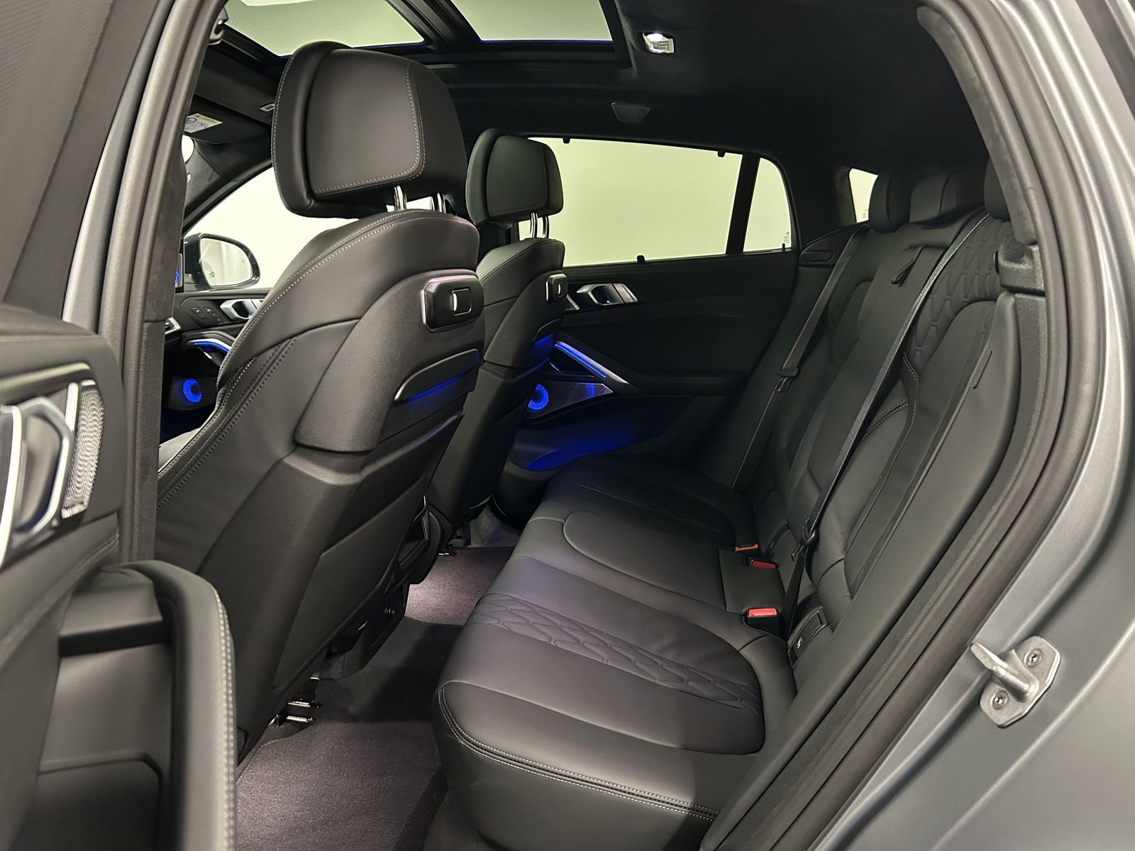 BMW X6 xDrive40i M Sportpaket Pro DA. Prof. PA. Prof