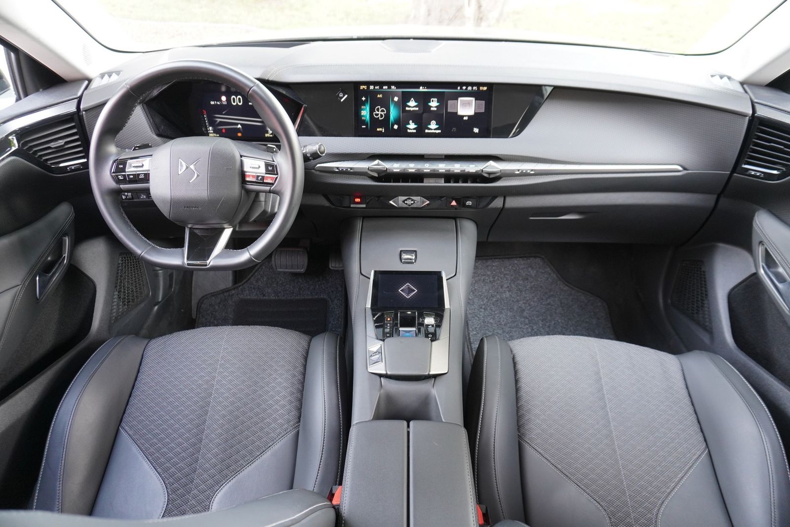DS Automobiles DS4 PureTech130 Aut. LED ACC Navi 360°