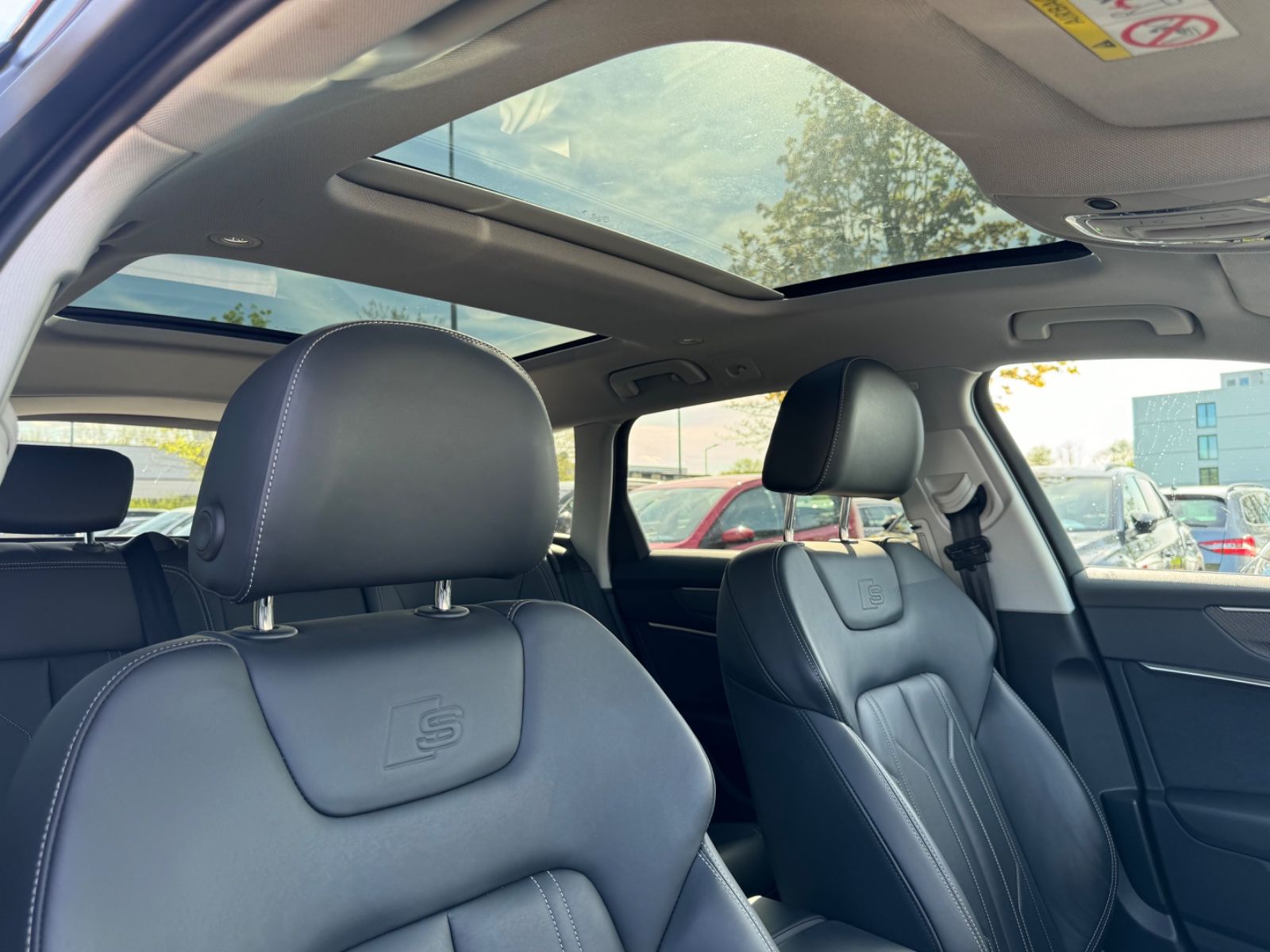 Audi A6 55 TFSI e quattro S-LINE - Samsaru's Car Outlet