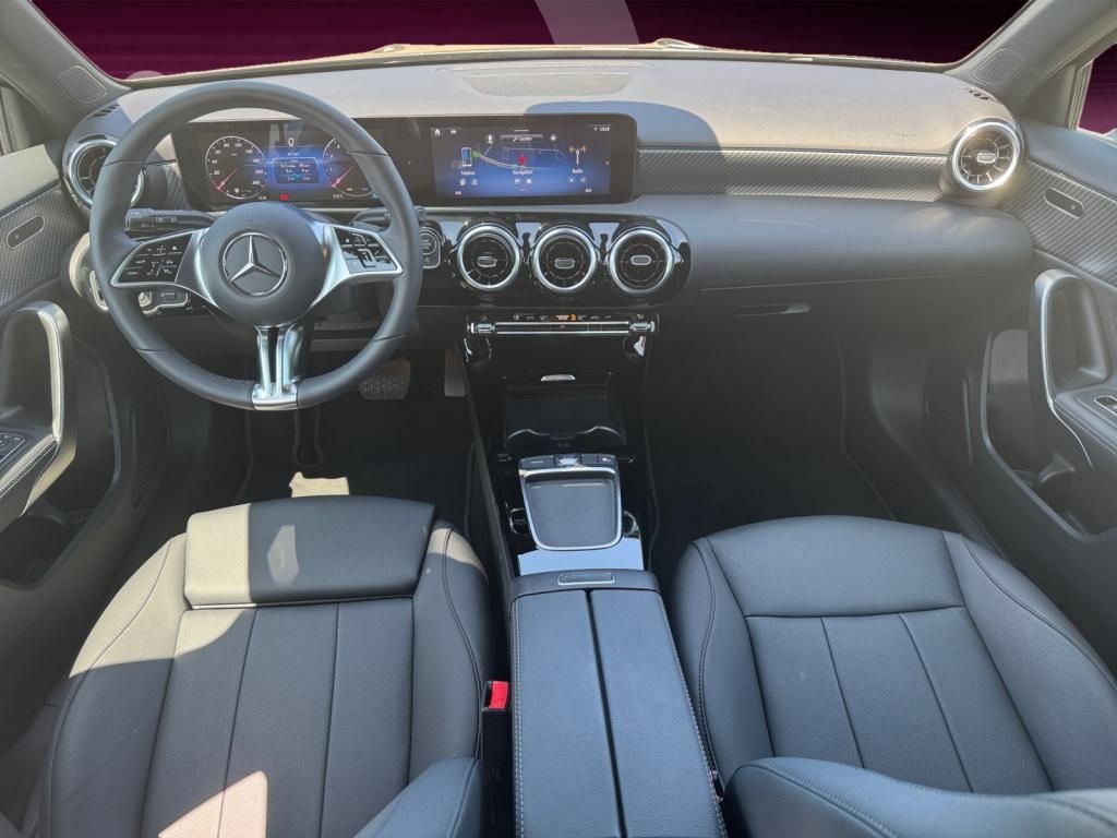 Mercedes-Benz A 180 7G-DCT Progressive - Samsaru's Car Outlet