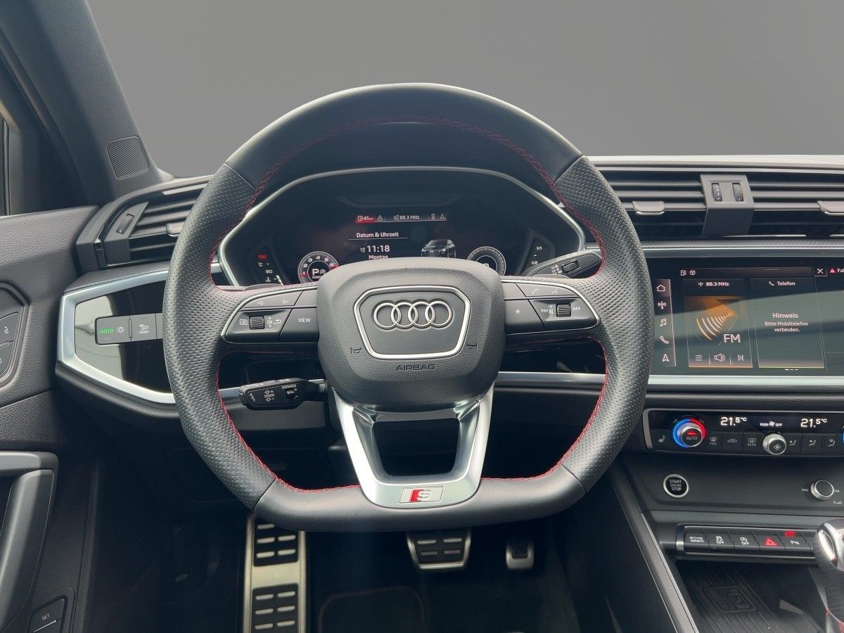 Audi Q3 Sportback 40 TFSI S line quattro - Samsaru's Car Outlet