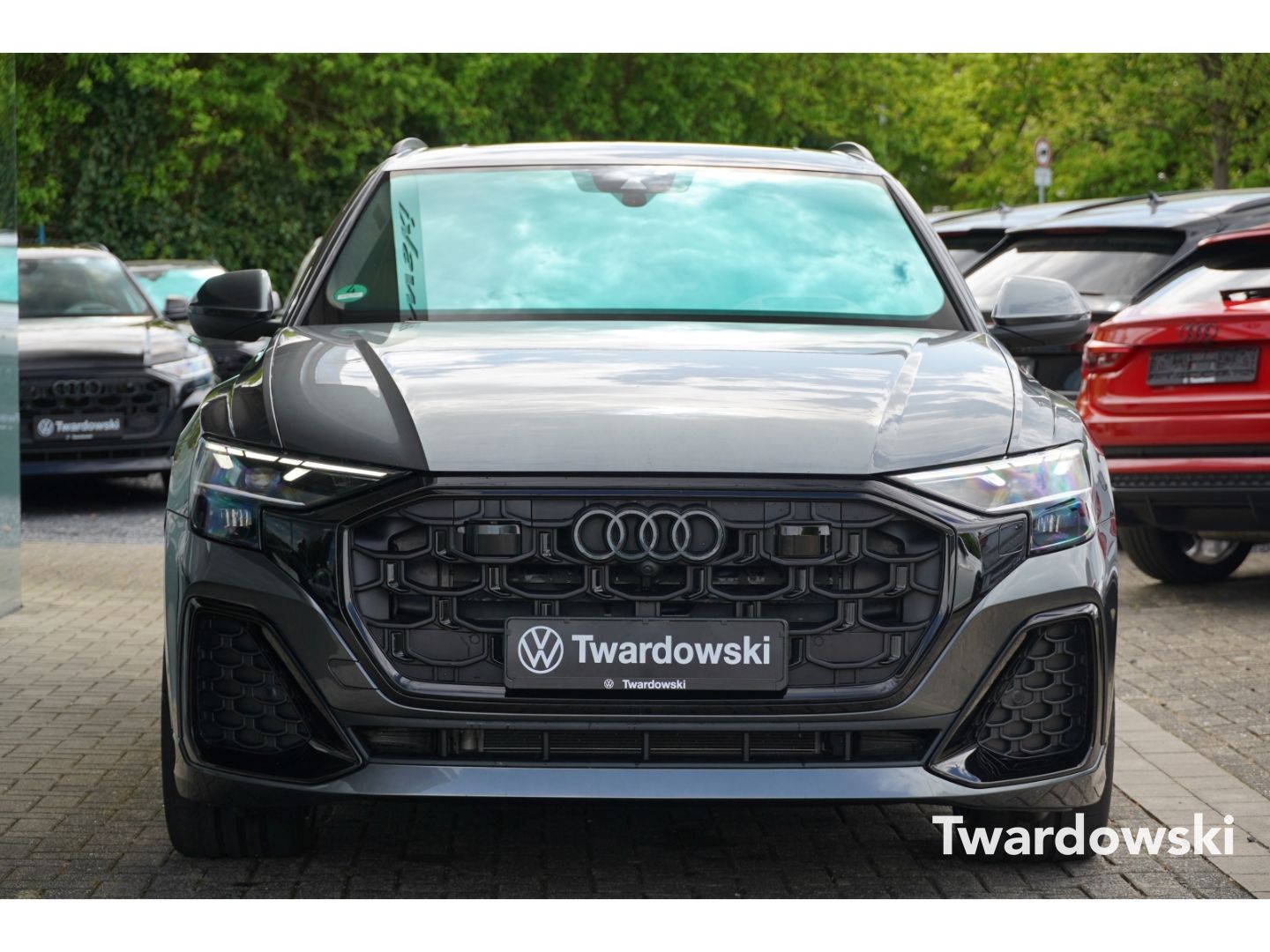 Audi Q8 S line Luftf. AHK PANO Matrix HUD B&O Allr.le