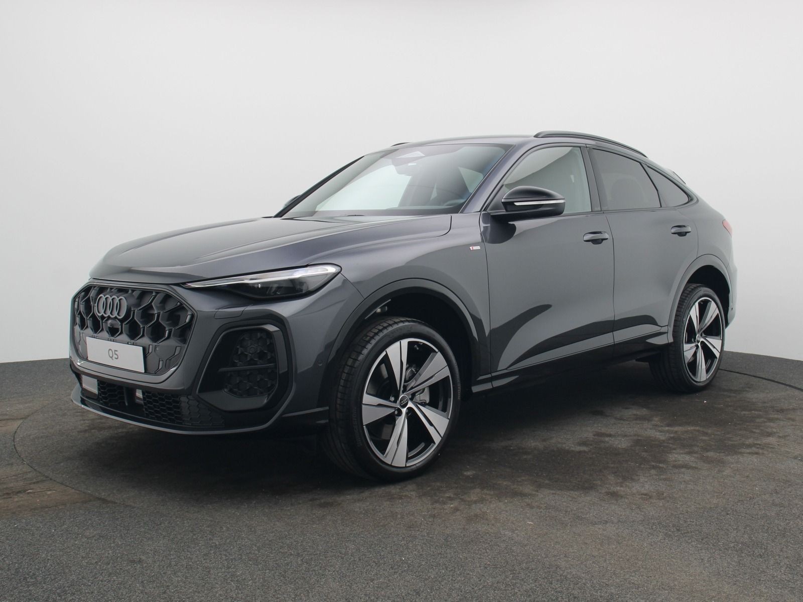 Audi Q5 Sportback S-Line TDI quattro - Samsaru's Car Outlet
