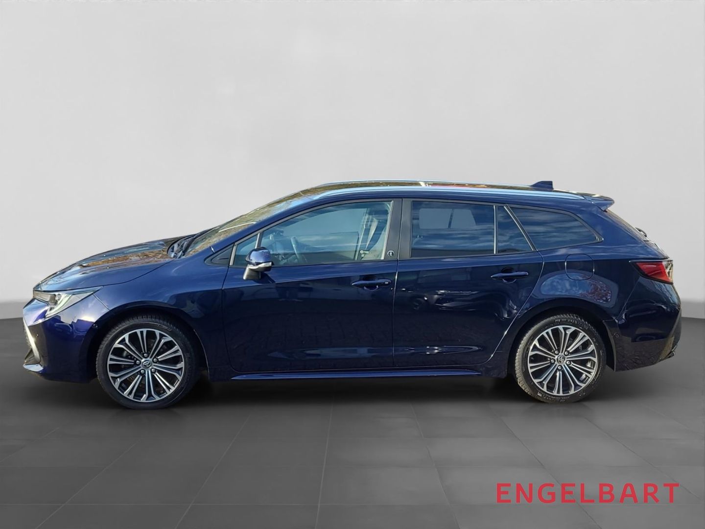 Toyota Corolla Touring Sports Hybrid Team D Navi Apple